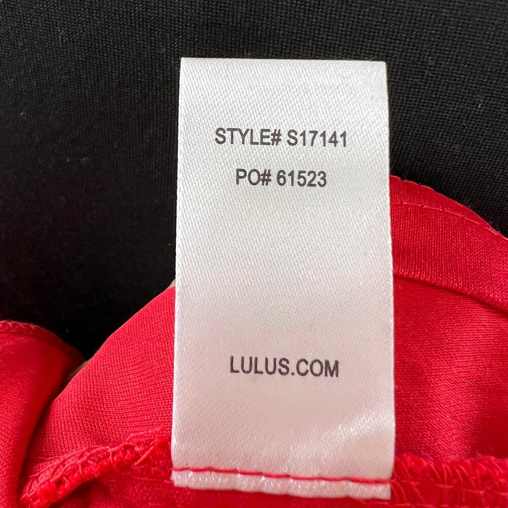 NWT Lulus First Kiss Red Floral Lace Kaftan Sleeve Sheath Cocktail Dress M NEW - Picture 8 of 10